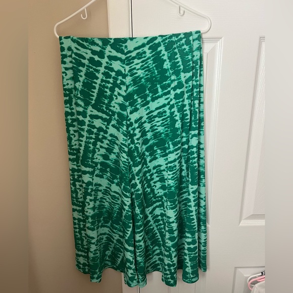 New-lulaRoe maxi skirt - Picture 3 of 3